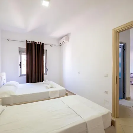 Annes Hotel 3*