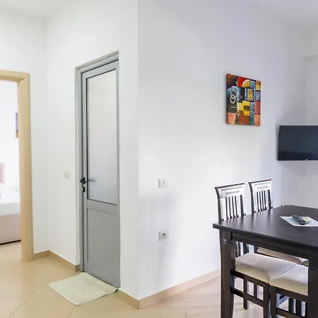 Hotel Annes Sarandë