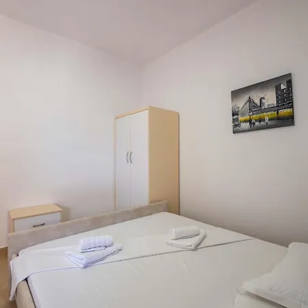 Annes Hotel