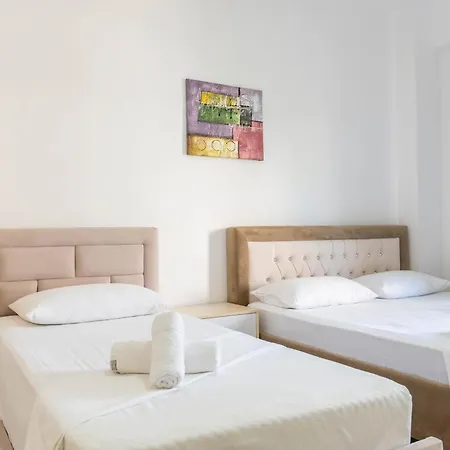 Annes Hotel 3*