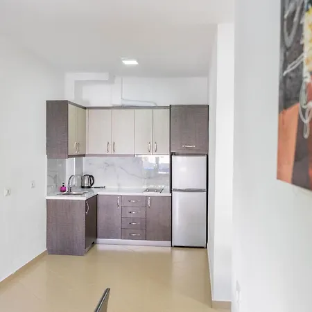 Annes ホテル Sarandë